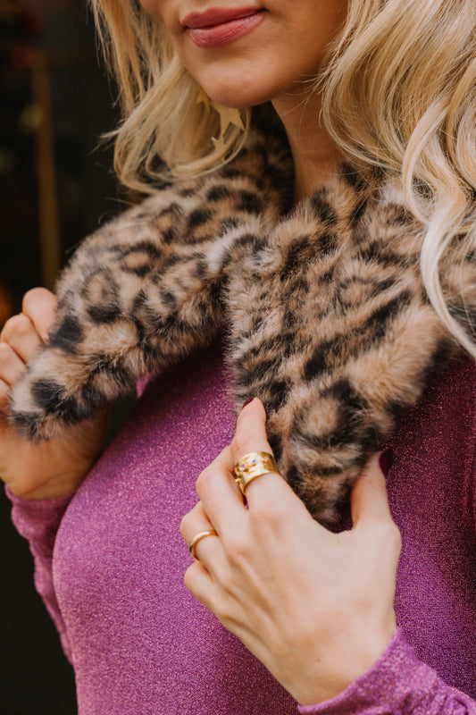 Leopard Collar