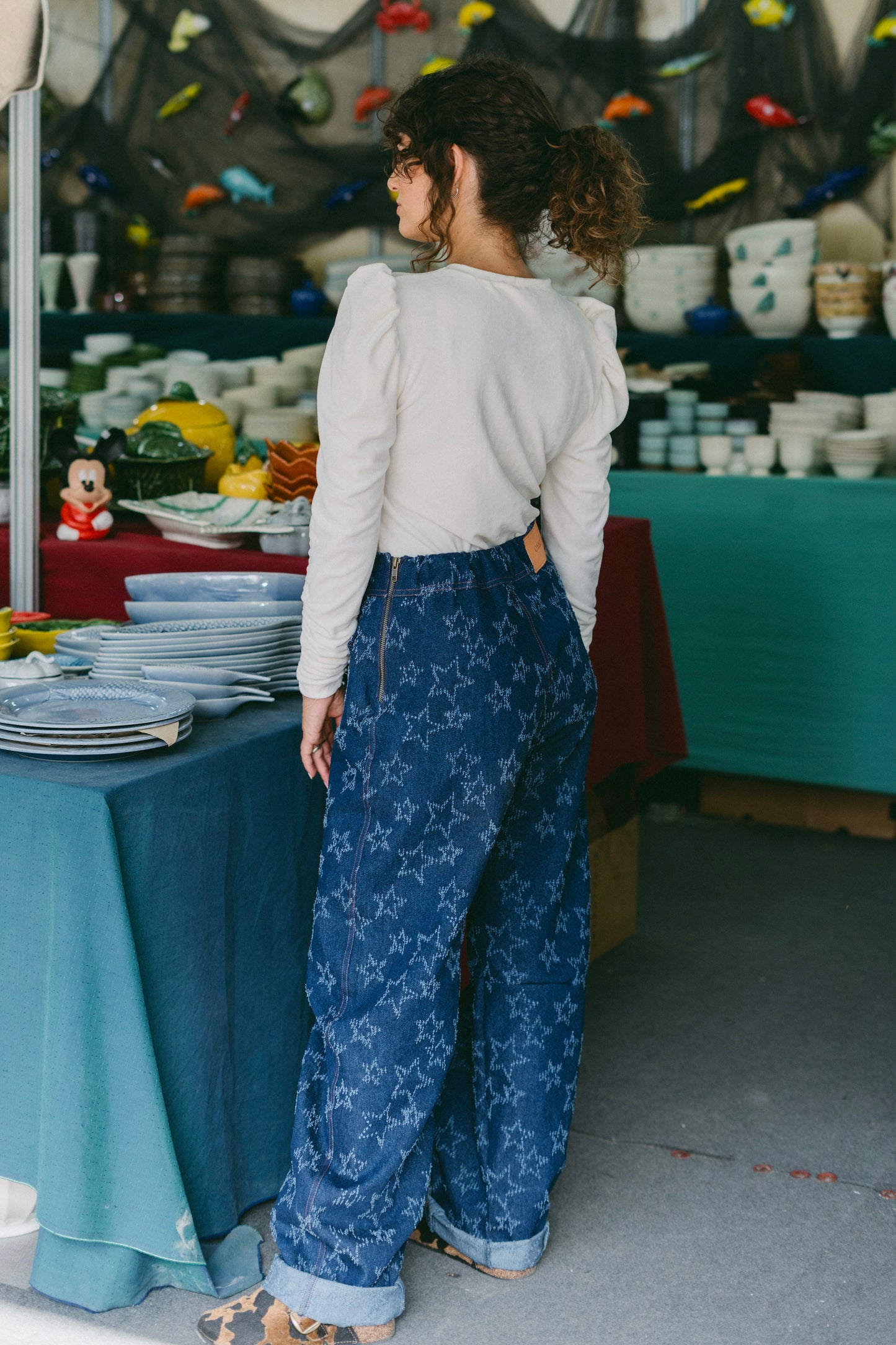 Loop White Velvet Pullover