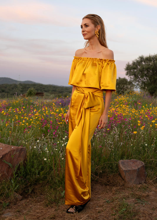 Friday Saffron Matching Set