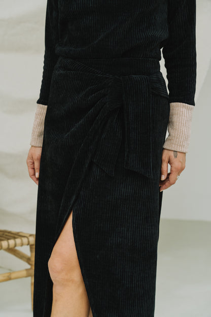 Saturday Black Skirt